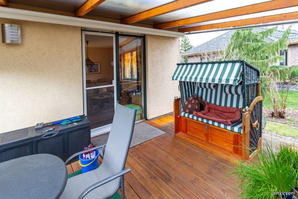 Überdachte Süd-Terrasse am Woh