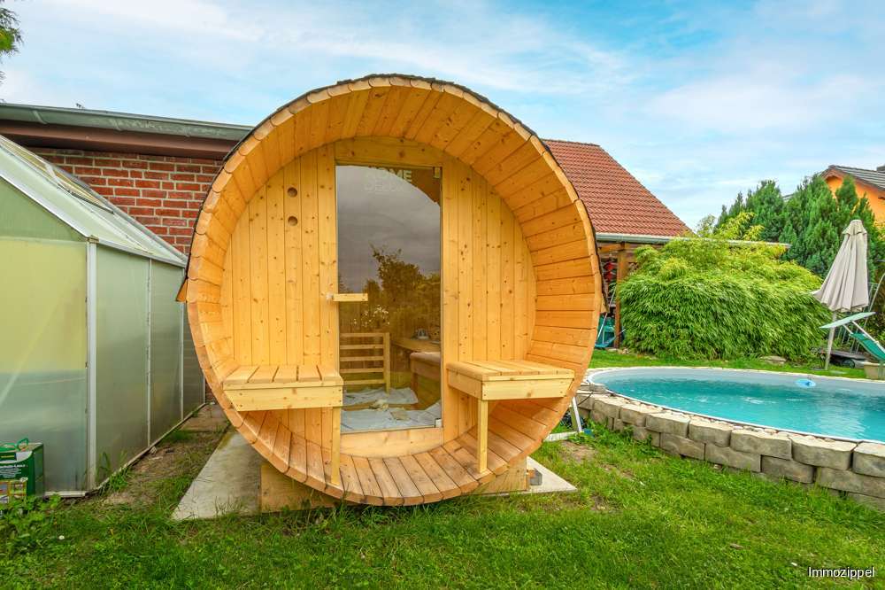 Neue Faß-Sauna