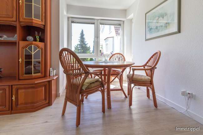 Wohnzimmer Ansicht 2 mit Erker