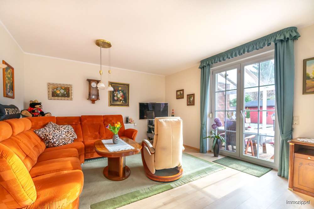 EG Wohn-, Esszimmer mit Terras
