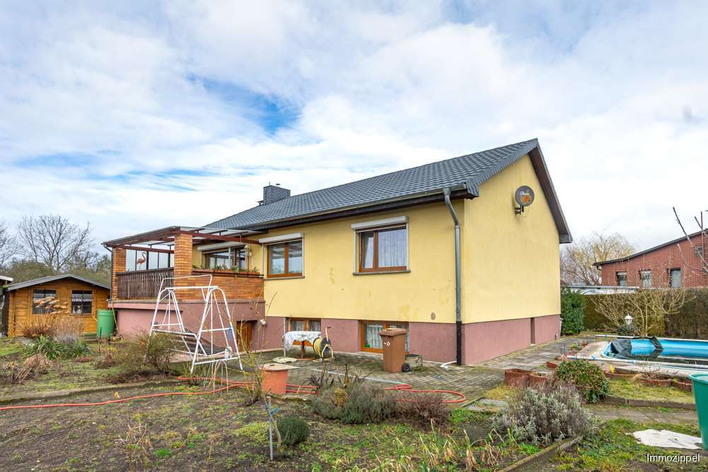 Hausansicht vom Garten