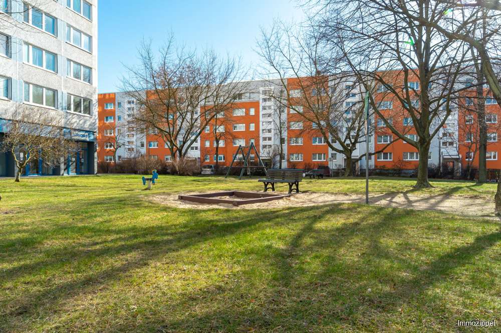 Außenansicht Spielplatz