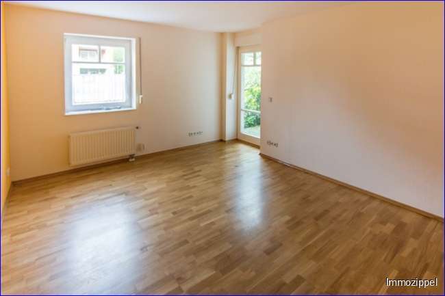 Schlafzimmer mit Terrassenzuga