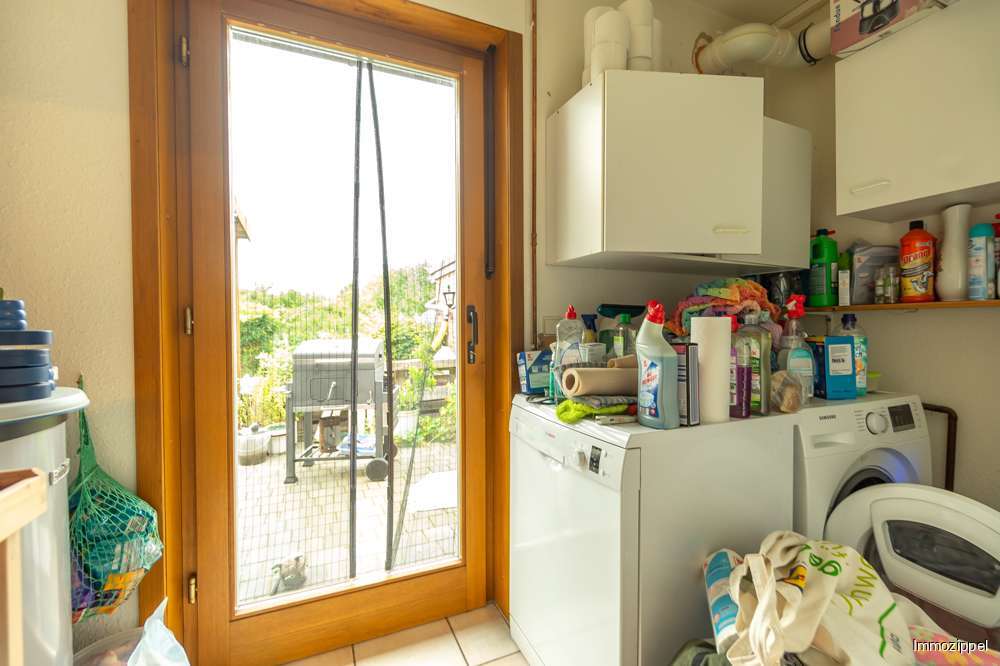 EG HWR mit Ausgang zum Garten