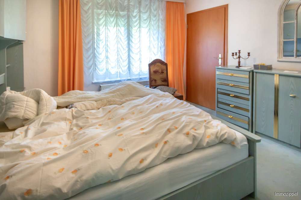 EG Schlafzimmer mit Zugang zum