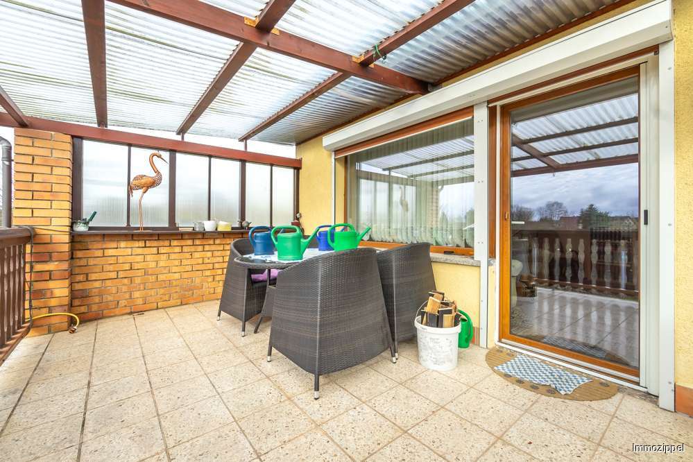 Überdachte Süd-Terrasse am Woh
