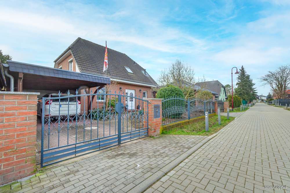 Straßenansicht