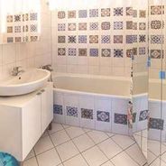 Wannenbad mit WB und WC