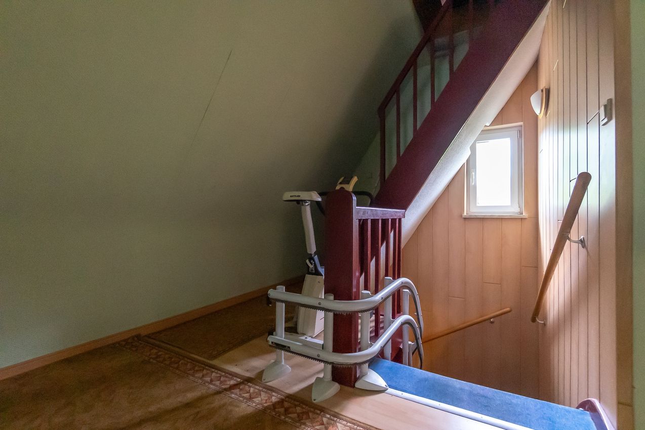 OG Treppe zur Dachspitze