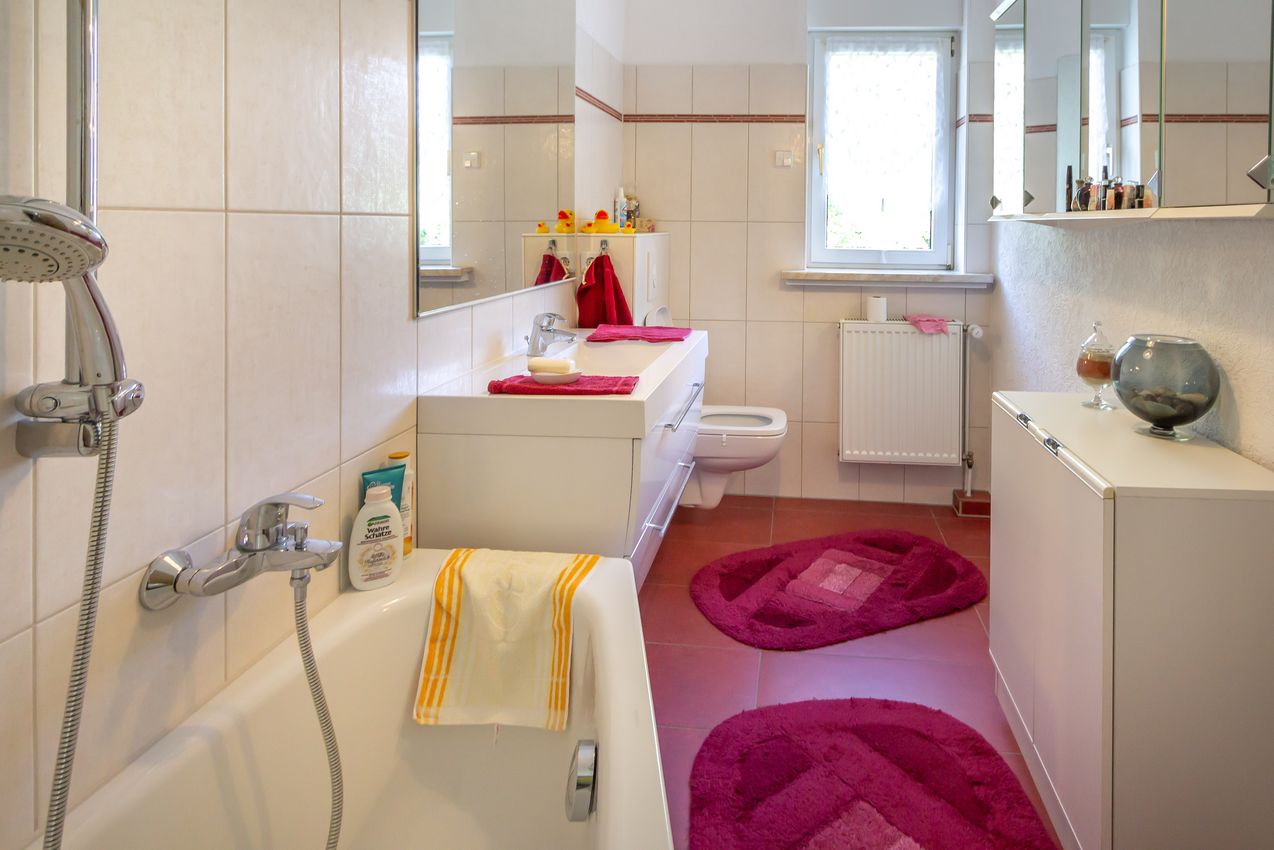 EG Modernes Wannenbad