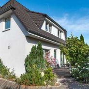 Hausansicht von links
