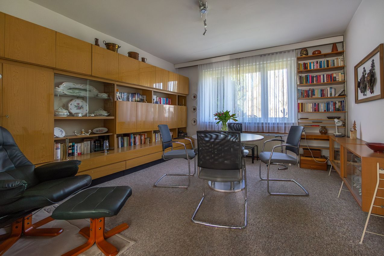 EG Esszimmer Ansicht 1