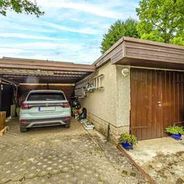 Carport und Garage
