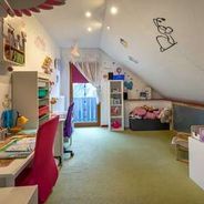 DG Großes Kinderzimmer mit Bal