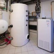 KG Technikraum mit Pufferspeic