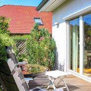Süd-Terrasse am Wohnzimmer