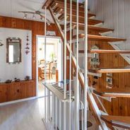 EG Eingangsdiele mit Treppe zum DG