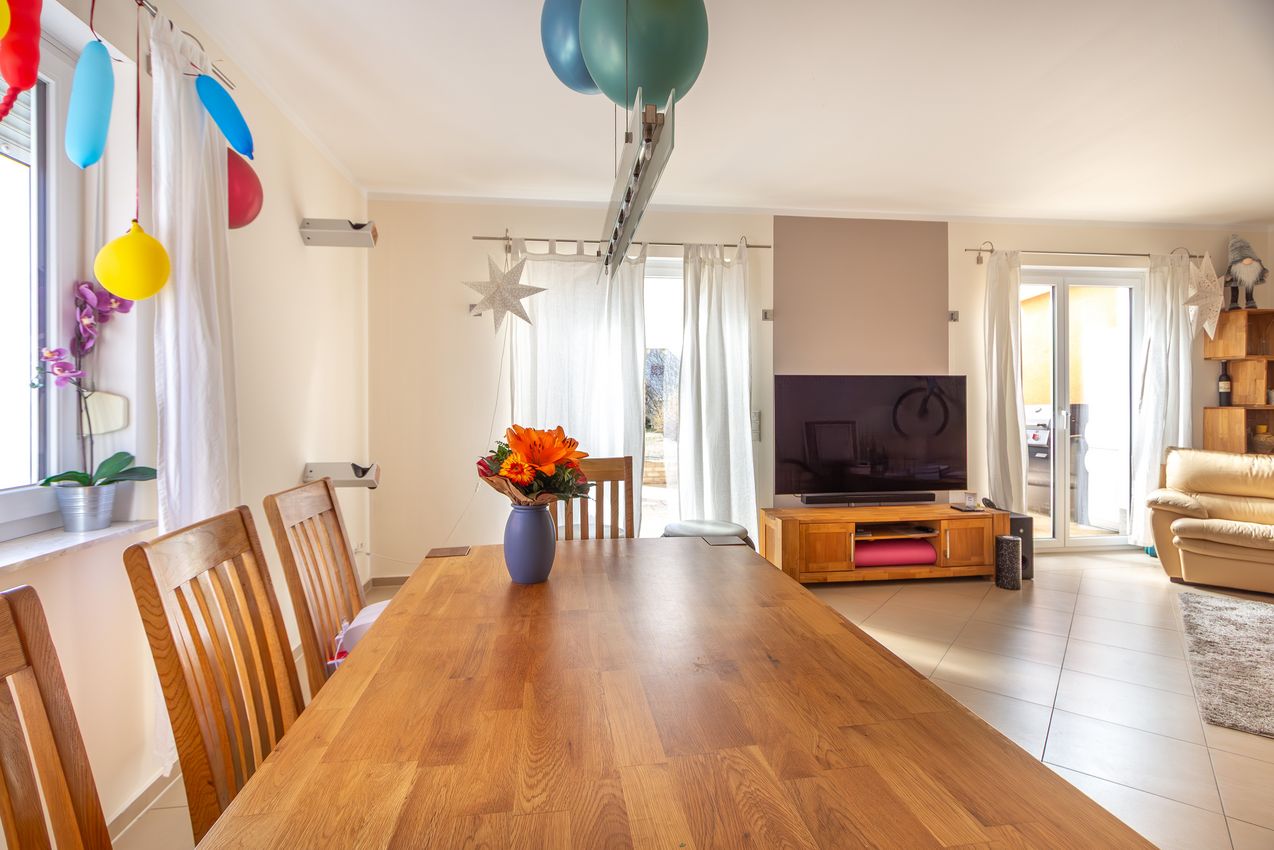 EG Wohnzimmer mit Essplatz