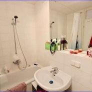 Wannenbad mit WB und WC