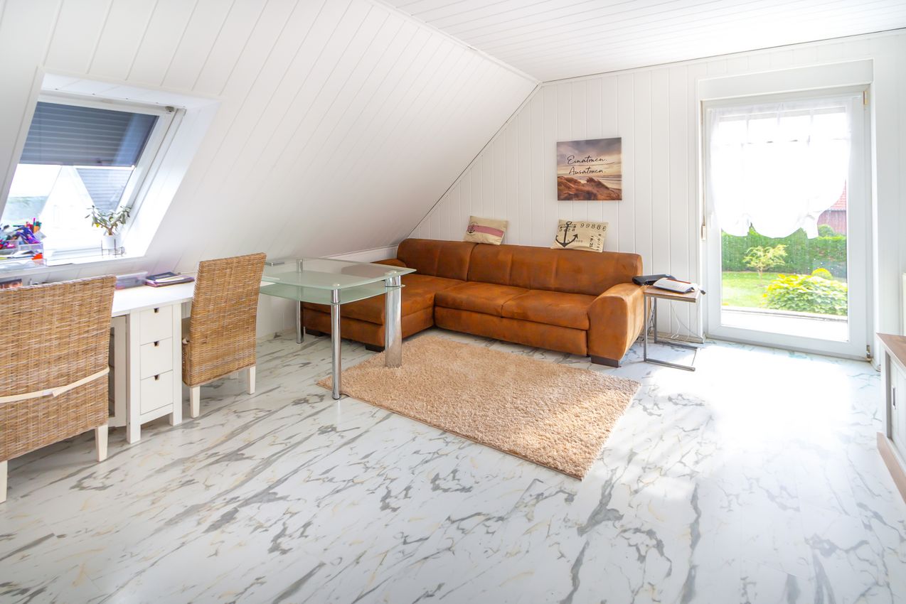 DG Arbeitszimmer mit Süd-Balkon