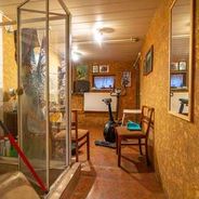 Kellerraum mit Dusche