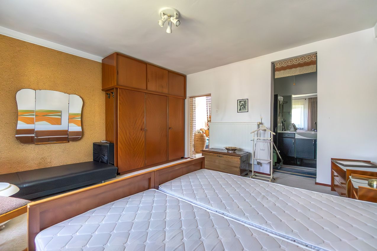 DG Schlafzimmer Ansicht 2