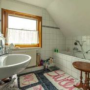 DG Masternbad mit Wanne, Dusch