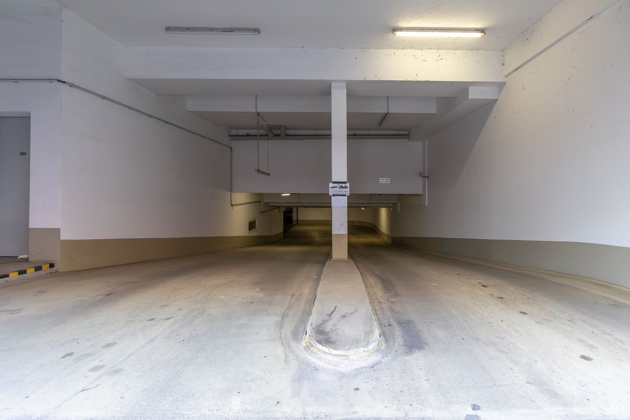 Tiefgaragenzufahrt