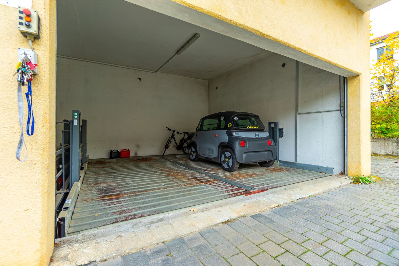 Garagenstellplatz