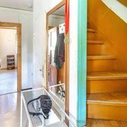 EG Mittelflur mit Treppe zum D