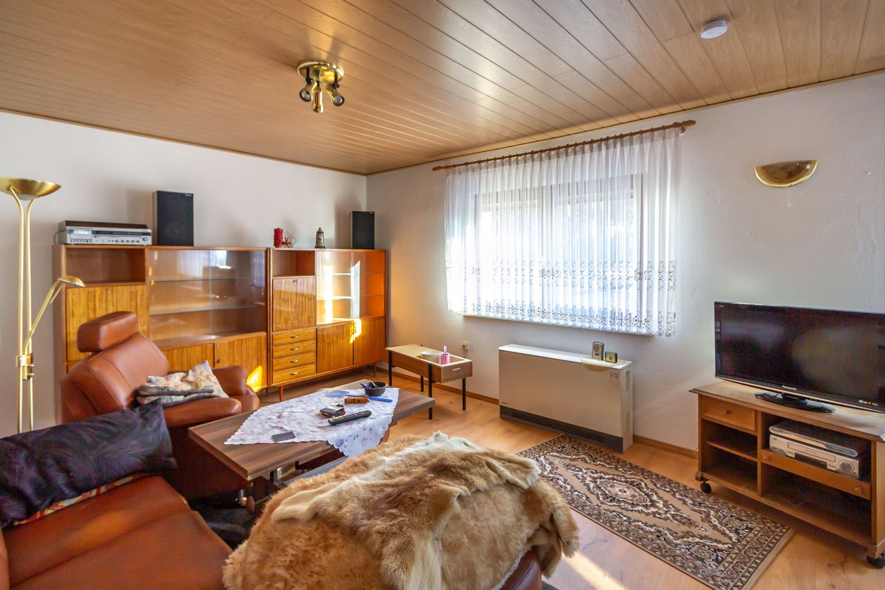 EG Großes Wohnzimmer Ansicht 1