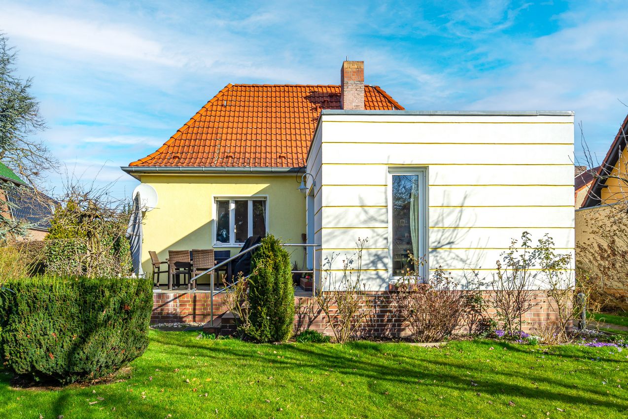 Hausansicht Süd-Terrasse