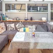Überdachte Süd-Terrasse am Wohnzimmer 