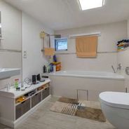 KG Wannenbad mit WB und WC