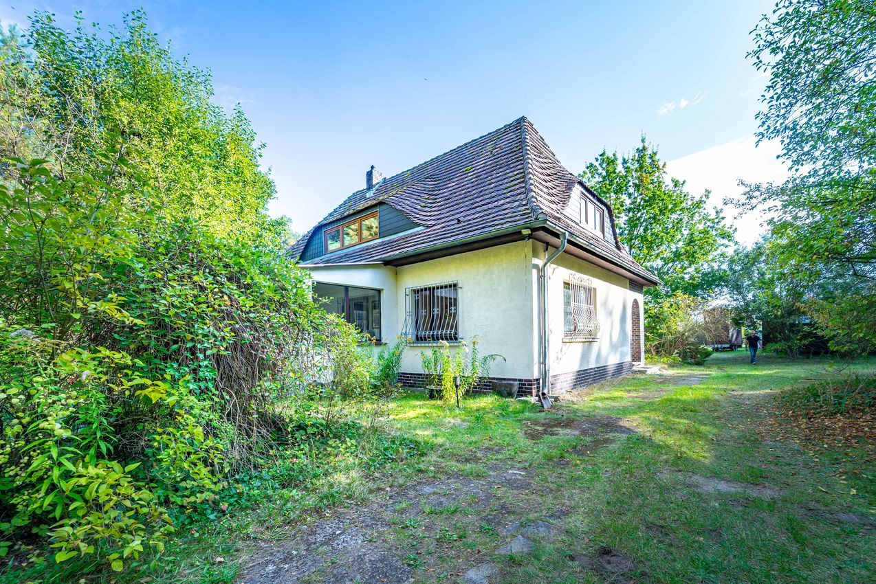 Hausansicht Straßenansicht