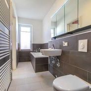 Bad en suite Wanne & Dusche