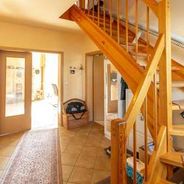 EG Eingangsdiele mit Treppe zu