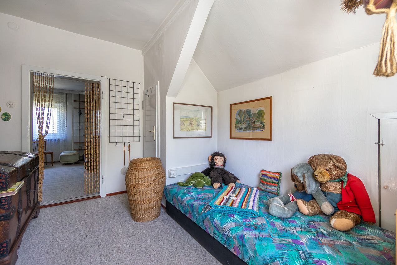 DG Korridor mit Blick aufs Schlafzimmer