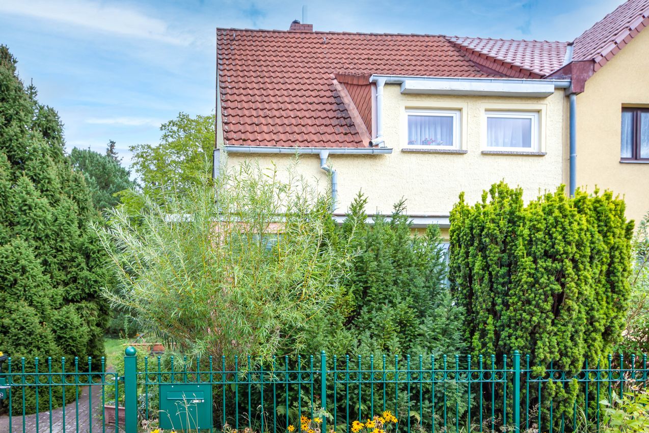 Hausansicht von der Straße