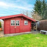 Gartenhaus mit Flügeltür