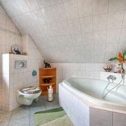 DG Masterbad mit Eckbadewanne