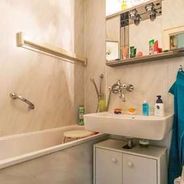 Wannenbad mit WB und WC