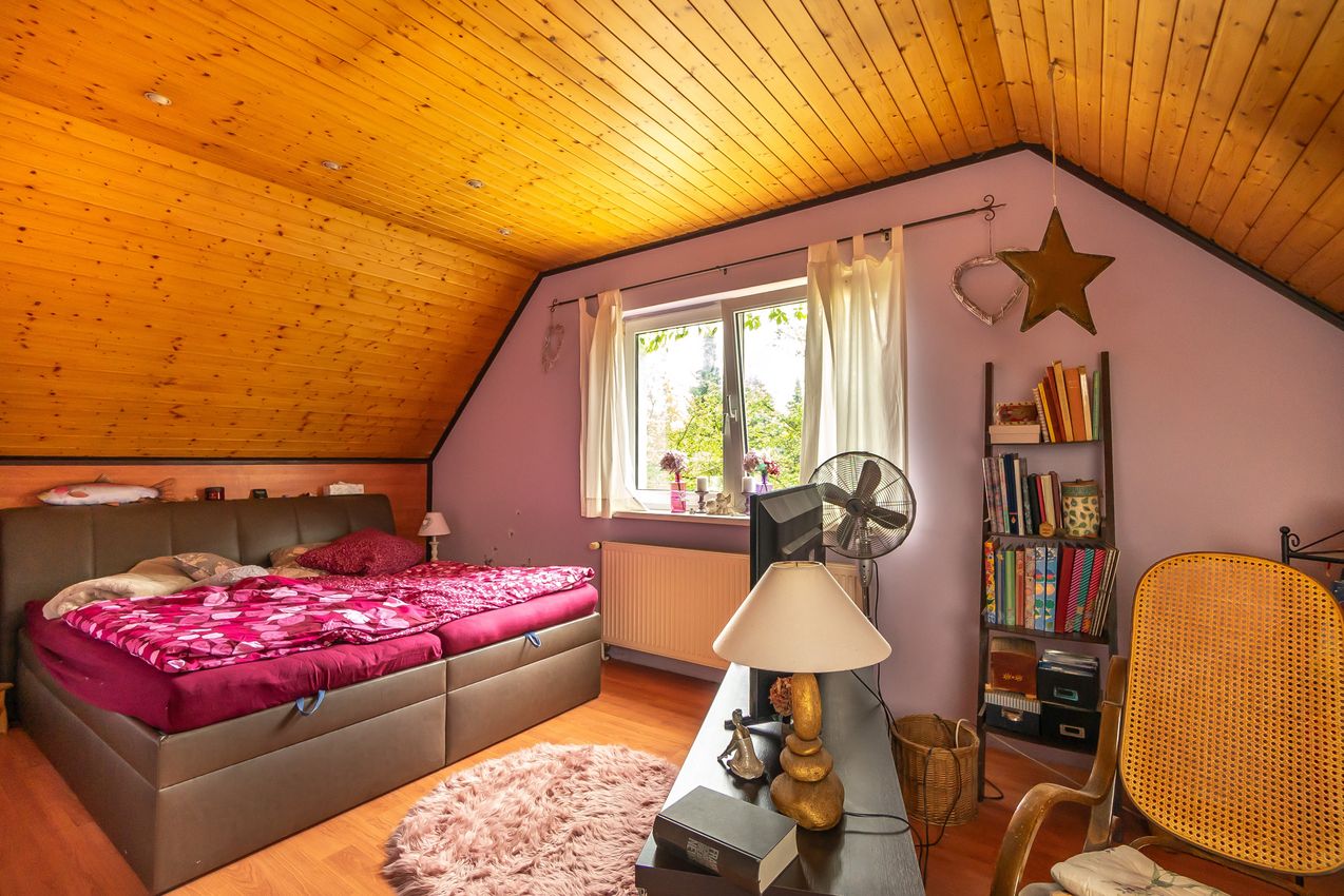 Haus 1 DG Schlafzimmer Ans. 2