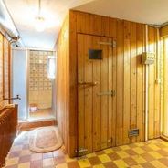 KG Saunaraum mit Sauna und Dus
