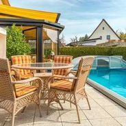 Südterrasse mit Pool