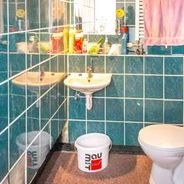 KG WC mit Waschbecken