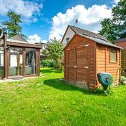 Wintergarten und Geräteschuppen