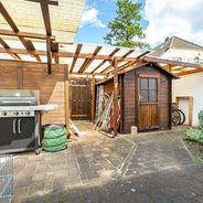 Geräteschuppen und Fahrradabstelle