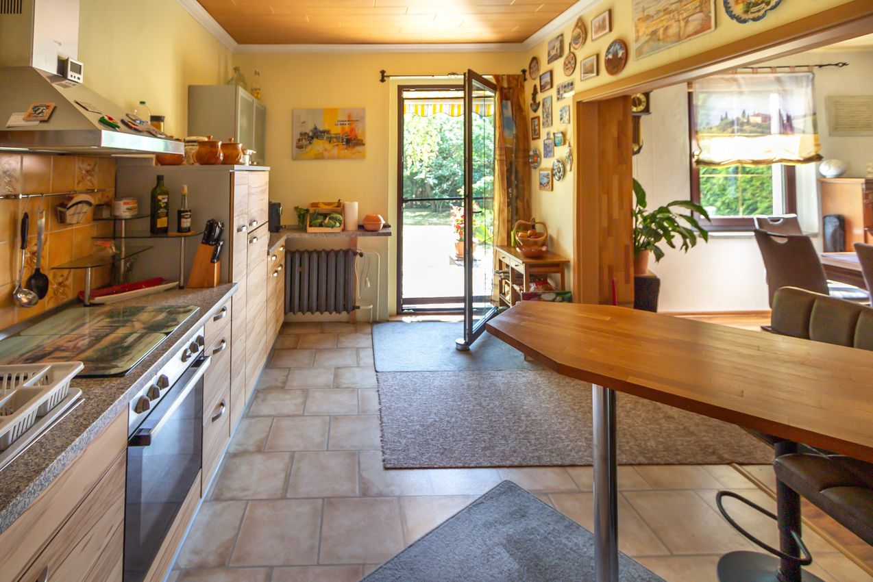 EG Offene Küche mit Zugang zur Terrasse