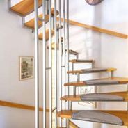 EG Treppe zum Dachgeschoss